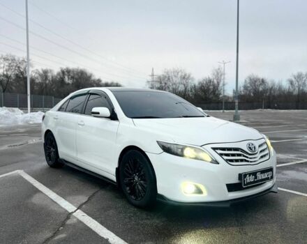 Білий Тойота Камрі, об'ємом двигуна 0 л та пробігом 210 тис. км за 8200 $, фото 1 на Automoto.ua