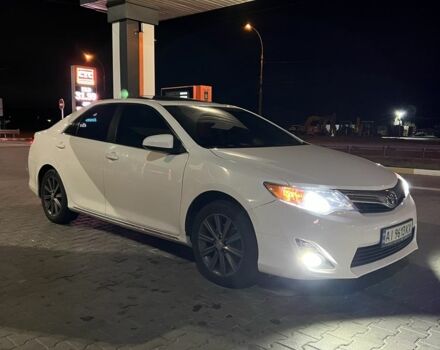 Тойота Камри 2012 в Киеве на Automoto.ua Белый Тойота Камри, объемом двигателя 2.5 л и пробегом 230 тыс. км за 11500 $, фото 1 на Automoto.ua