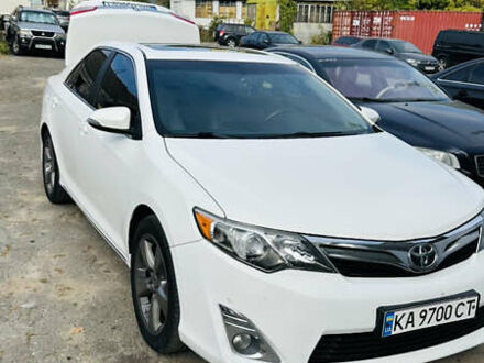 Тойота Камри 2012 в Киеве на Automoto.ua Белый Тойота Камри, объемом двигателя 2.49 л и пробегом 254 тыс. км за 13600 $, фото 1 на Automoto.ua