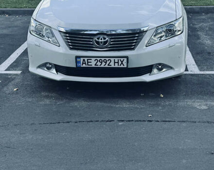 Білий Тойота Камрі, об'ємом двигуна 3.5 л та пробігом 259 тис. км за 18500 $, фото 1 на Automoto.ua