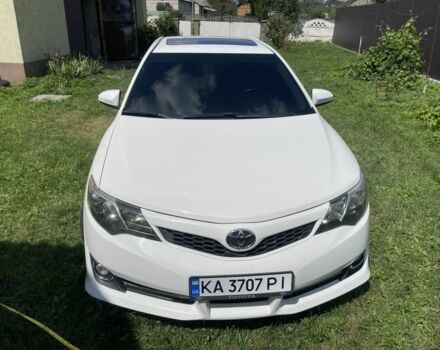 Білий Тойота Камрі, об'ємом двигуна 2.5 л та пробігом 280 тис. км за 9400 $, фото 1 на Automoto.ua