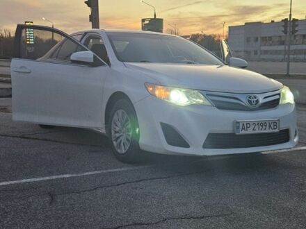 Тойота Камри 2013 в Запорожье на Automoto.ua Белый Тойота Камри, объемом двигателя 2.5 л и пробегом 190 тыс. км за 10500 $, фото 1 на Automoto.ua