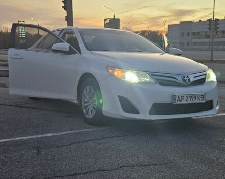 Тойота Камри 2013 в Запорожье на Automoto.ua Белый Тойота Камри, объемом двигателя 2.5 л и пробегом 190 тыс. км за 10500 $, фото 1 на Automoto.ua