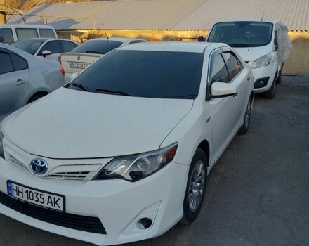 Білий Тойота Камрі, об'ємом двигуна 2.5 л та пробігом 396 тис. км за 9600 $, фото 1 на Automoto.ua