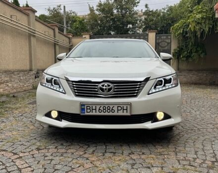 Белый Тойота Камри, объемом двигателя 2.49 л и пробегом 270 тыс. км за 13500 $, фото 1 на Automoto.ua