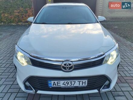 Білий Тойота Камрі, об'ємом двигуна 2.49 л та пробігом 169 тис. км за 16500 $, фото 1 на Automoto.ua
