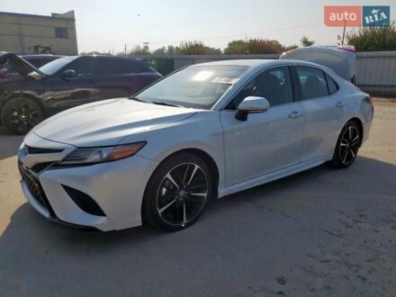 Белый Тойота Камри, объемом двигателя 0 л и пробегом 94 тыс. км за 5845 $, фото 1 на Automoto.ua