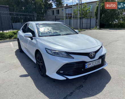 Белый Тойота Камри, объемом двигателя 2.5 л и пробегом 187 тыс. км за 19900 $, фото 1 на Automoto.ua