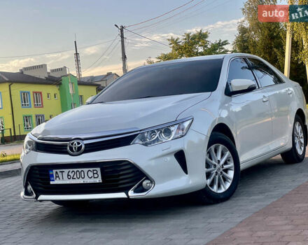 Білий Тойота Камрі, об'ємом двигуна 2.5 л та пробігом 234 тис. км за 17450 $, фото 1 на Automoto.ua