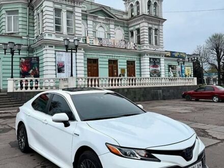 Белый Тойота Камри, объемом двигателя 2.49 л и пробегом 114 тыс. км за 20600 $, фото 1 на Automoto.ua