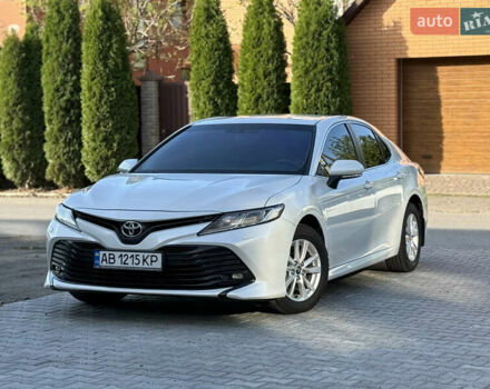 Білий Тойота Камрі, об'ємом двигуна 2.49 л та пробігом 175 тис. км за 21500 $, фото 1 на Automoto.ua