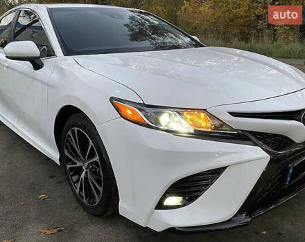 Білий Тойота Камрі, об'ємом двигуна 2.49 л та пробігом 95 тис. км за 19400 $, фото 1 на Automoto.ua