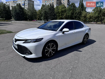 Білий Тойота Камрі, об'ємом двигуна 2.5 л та пробігом 108 тис. км за 22500 $, фото 1 на Automoto.ua