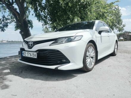 Тойота Камри 2018 в Днепре (Днепропетровске) на Automoto.ua Белый Тойота Камри, объемом двигателя 2.5 л и пробегом 126 тыс. км за 17800 $, фото 1 на Automoto.ua