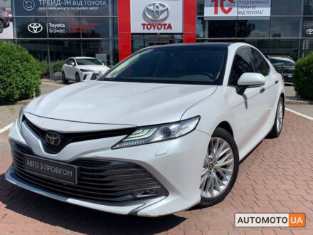 Тойота Камрі 2019 у Хмельницькому на Automoto.ua Білий Тойота Камрі, об'ємом двигуна 2.5 л та пробігом 164 тис. км за 25800 $, фото 1 на Automoto.ua