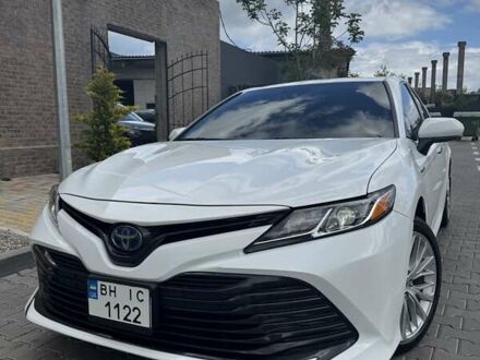 Тойота Камри 2019 в Одессе на Automoto.ua Белый Тойота Камри, объемом двигателя 2.49 л и пробегом 105 тыс. км за 22000 $, фото 1 на Automoto.ua