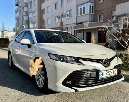 Белый Тойота Камри, объемом двигателя 2.5 л и пробегом 56 тыс. км за 580 $, фото 1 на Automoto.ua