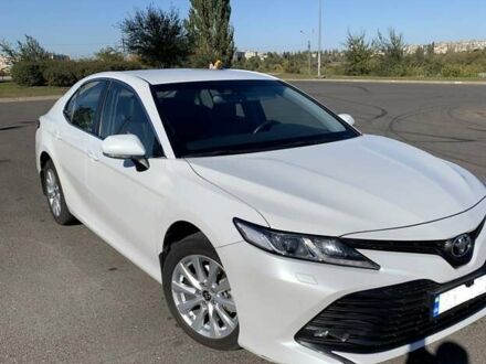 Белый Тойота Камри, объемом двигателя 2.5 л и пробегом 50 тыс. км за 28500 $, фото 1 на Automoto.ua