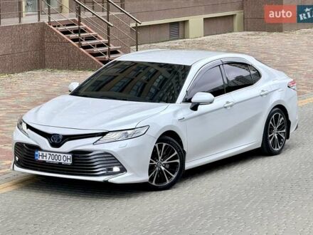 Білий Тойота Камрі, об'ємом двигуна 2.49 л та пробігом 80 тис. км за 29999 $, фото 1 на Automoto.ua