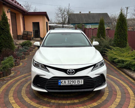 Белый Тойота Камри, объемом двигателя 2.5 л и пробегом 97 тыс. км за 24300 $, фото 1 на Automoto.ua