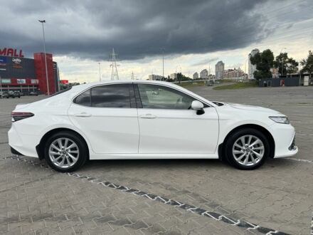 Белый Тойота Камри, объемом двигателя 2.5 л и пробегом 126 тыс. км за 29300 $, фото 1 на Automoto.ua
