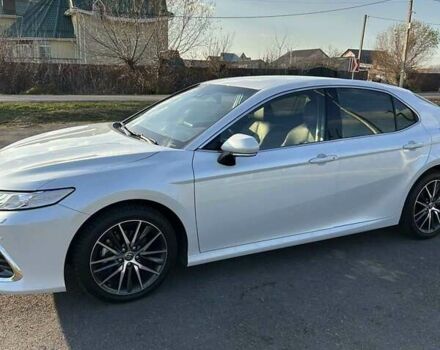 Белый Тойота Камри, объемом двигателя 2.49 л и пробегом 15 тыс. км за 37000 $, фото 1 на Automoto.ua