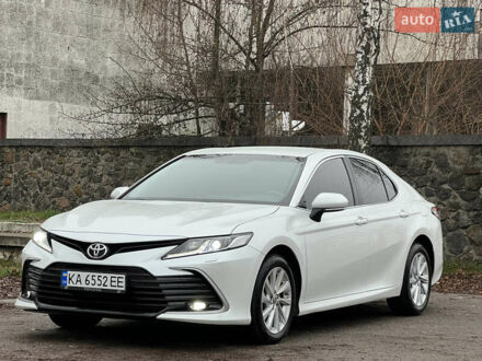 Білий Тойота Камрі, об'ємом двигуна 2.49 л та пробігом 46 тис. км за 27800 $, фото 1 на Automoto.ua