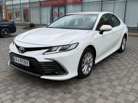 Тойота Камри 2021 в Хмельницком на Automoto.ua Белый Тойота Камри, объемом двигателя 2.49 л и пробегом 68 тыс. км за 22900 $, фото 1 на Automoto.ua