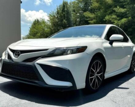 Белый Тойота Камри, объемом двигателя 2.5 л и пробегом 23 тыс. км за 8200 $, фото 1 на Automoto.ua