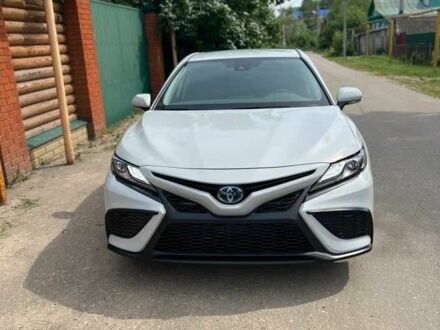 Белый Тойота Камри, объемом двигателя 2.4 л и пробегом 70 тыс. км за 23000 $, фото 1 на Automoto.ua