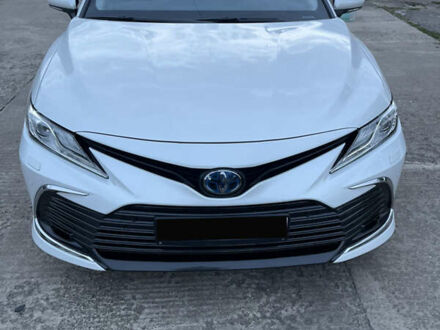 Белый Тойота Камри, объемом двигателя 2.49 л и пробегом 67 тыс. км за 32777 $, фото 1 на Automoto.ua
