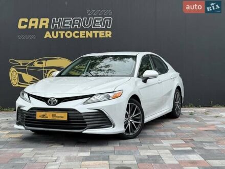 Тойота Камри 2021 в Киеве на Automoto.ua Белый Тойота Камри, объемом двигателя 2.49 л и пробегом 110 тыс. км за 25300 $, фото 1 на Automoto.ua