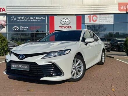 Тойота Камри 2022 в Хмельницком на Automoto.ua Белый Тойота Камри, объемом двигателя 2.49 л и пробегом 19 тыс. км за 29500 $, фото 1 на Automoto.ua