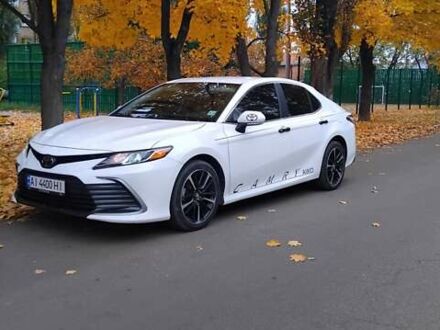 Білий Тойота Камрі, об'ємом двигуна 2.49 л та пробігом 67 тис. км за 26555 $, фото 1 на Automoto.ua