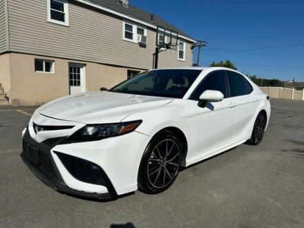 Тойота Камри 2022 в Одессе на Automoto.ua Белый Тойота Камри, объемом двигателя 0 л и пробегом 10 тыс. км за 19800 $, фото 1 на Automoto.ua