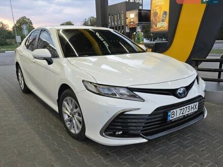 Тойота Камрі 2023 у Вінниці на Automoto.ua Білий Тойота Камрі, об'ємом двигуна 2.49 л та пробігом 57 тис. км за 36000 $, фото 1 на Automoto.ua