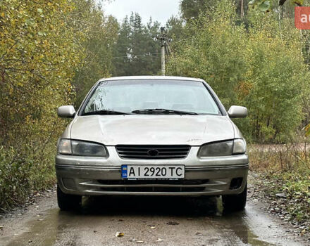 Бежевий Тойота Камрі, об'ємом двигуна 3 л та пробігом 360 тис. км за 2500 $, фото 1 на Automoto.ua