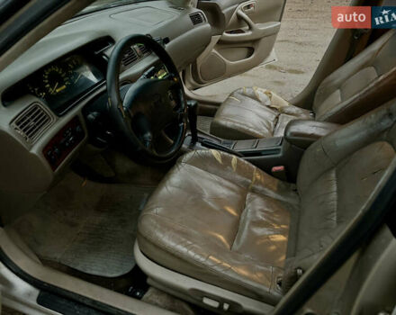 Бежевий Тойота Камрі, об'ємом двигуна 3 л та пробігом 360 тис. км за 2500 $, фото 16 на Automoto.ua