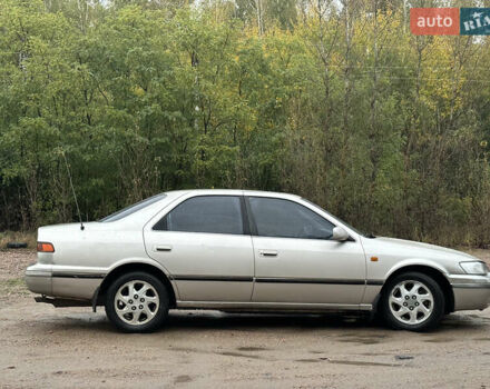 Бежевий Тойота Камрі, об'ємом двигуна 3 л та пробігом 360 тис. км за 2500 $, фото 8 на Automoto.ua