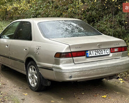 Бежевий Тойота Камрі, об'ємом двигуна 3 л та пробігом 360 тис. км за 2500 $, фото 3 на Automoto.ua