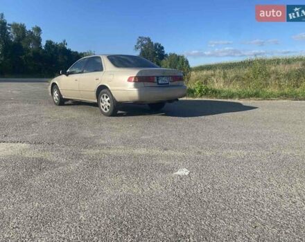 Бежевый Тойота Камри, объемом двигателя 3 л и пробегом 350 тыс. км за 3650 $, фото 5 на Automoto.ua