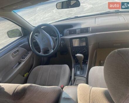 Бежевый Тойота Камри, объемом двигателя 3 л и пробегом 350 тыс. км за 3650 $, фото 11 на Automoto.ua