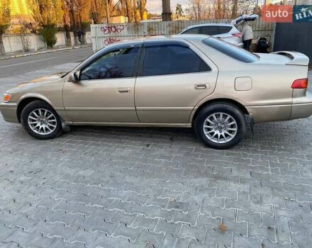 Бежевый Тойота Камри, объемом двигателя 2.2 л и пробегом 250 тыс. км за 2999 $, фото 7 на Automoto.ua