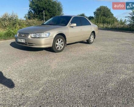 Бежевый Тойота Камри, объемом двигателя 3 л и пробегом 350 тыс. км за 3650 $, фото 9 на Automoto.ua