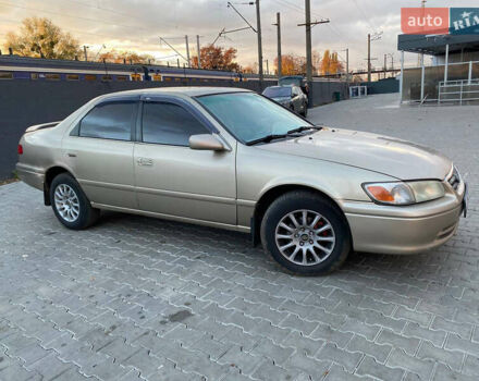 Бежевый Тойота Камри, объемом двигателя 2.2 л и пробегом 250 тыс. км за 2999 $, фото 1 на Automoto.ua