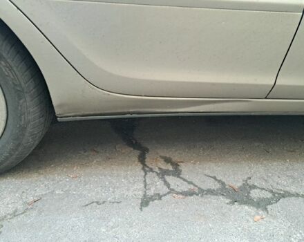 Бежевий Тойота Камрі, об'ємом двигуна 2.4 л та пробігом 300 тис. км за 5200 $, фото 3 на Automoto.ua