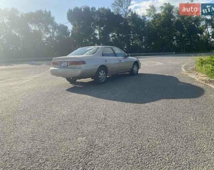 Бежевый Тойота Камри, объемом двигателя 3 л и пробегом 350 тыс. км за 3650 $, фото 3 на Automoto.ua