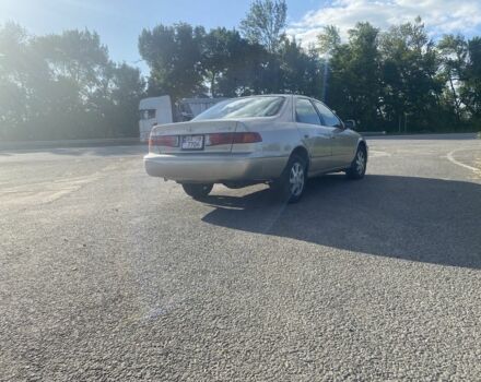 Бежевый Тойота Камри, объемом двигателя 3 л и пробегом 350 тыс. км за 3700 $, фото 3 на Automoto.ua