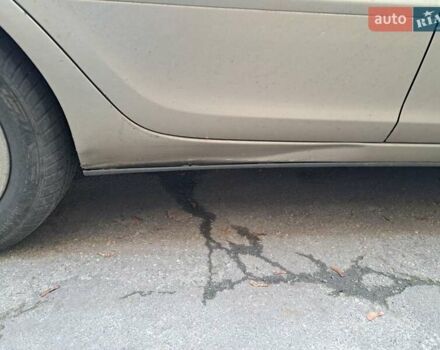 Бежевый Тойота Камри, объемом двигателя 2.36 л и пробегом 300 тыс. км за 5200 $, фото 11 на Automoto.ua