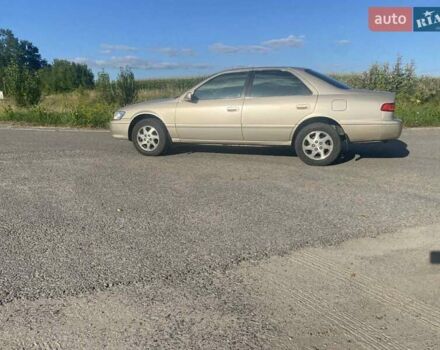 Бежевый Тойота Камри, объемом двигателя 3 л и пробегом 350 тыс. км за 3650 $, фото 6 на Automoto.ua